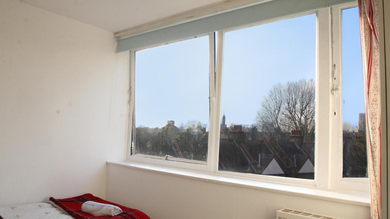 Elephant & Castle - Zone 2 - Private Rooms - Shared Bathroom 伦敦 外观 照片
