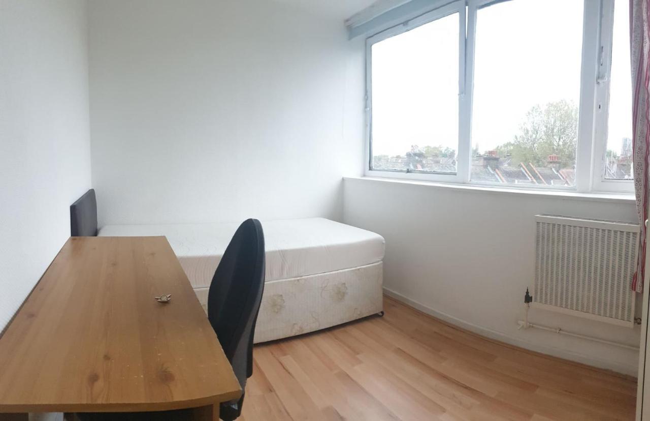 Elephant & Castle - Zone 2 - Private Rooms - Shared Bathroom 伦敦 外观 照片